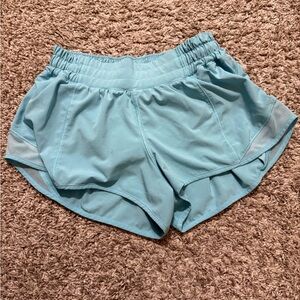 Women's Lululemon Hotty Hot Low-Rise Lined Short